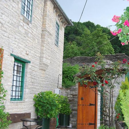 Tritoxo Guesthouse Koukkoúlion Esterno foto