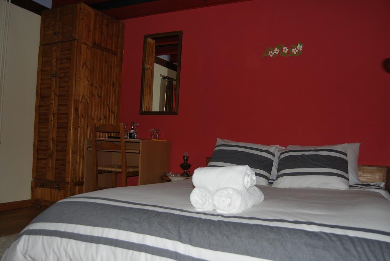 Tritoxo Guesthouse Koukkoúlion Esterno foto