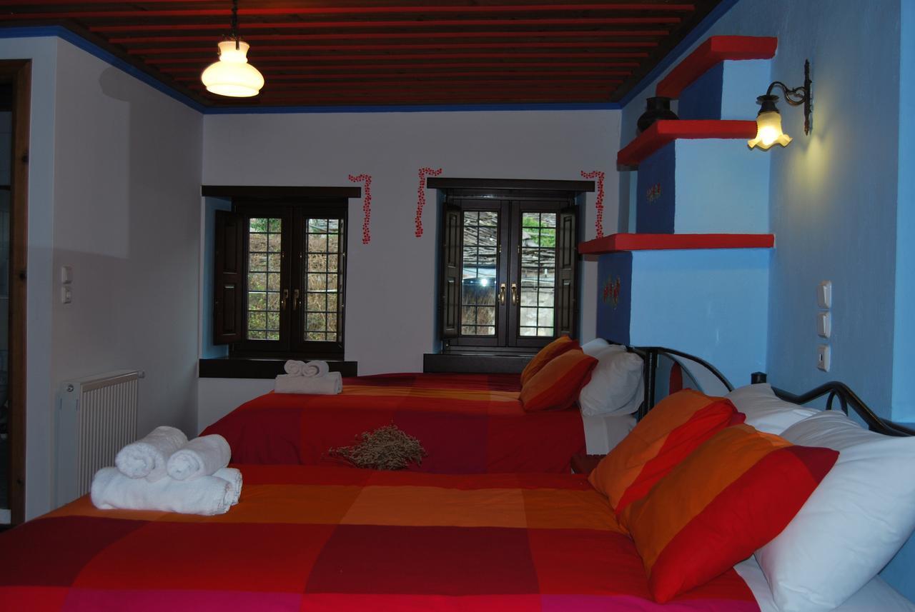 Tritoxo Guesthouse Koukkoúlion Esterno foto